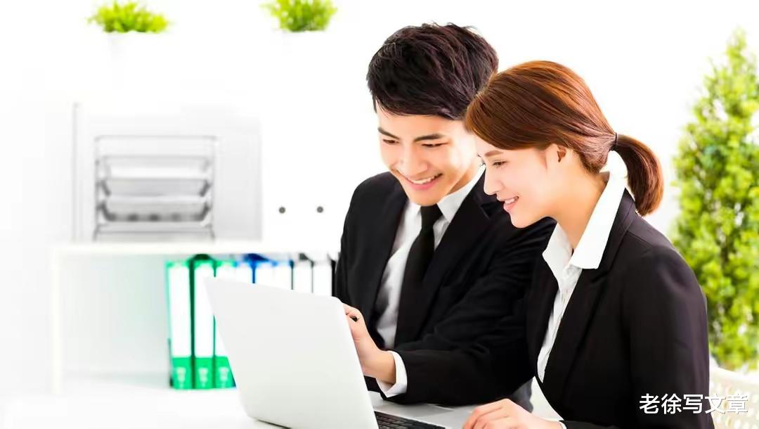 亲戚给我老婆调动工作,反倒不提拔我,不想和他来往了