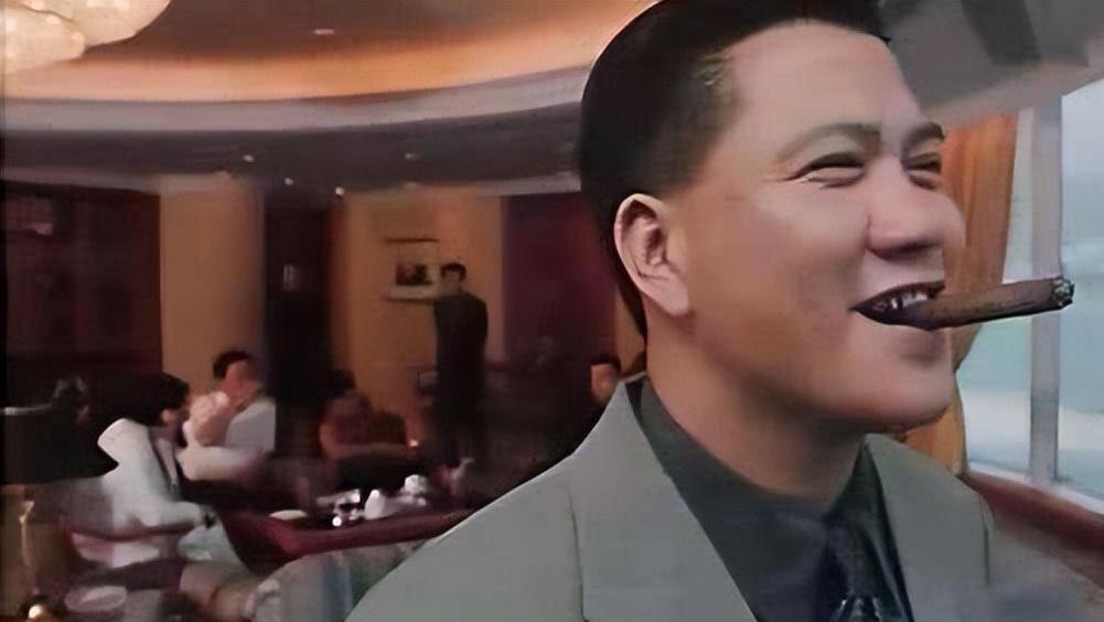 不要嘲笑万梓良的“落魄”，在香港艺人里，他已经算很体面了！