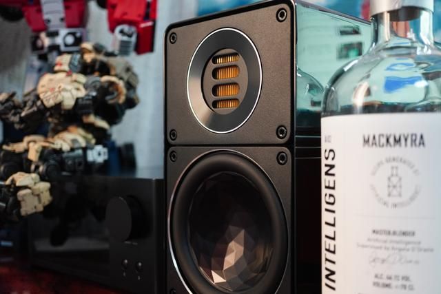 苹果|一站式解决听音需求 聊聊NAD C700流媒体功放 + ELAC BS312音箱