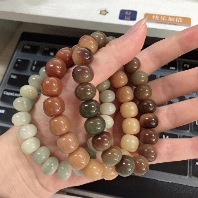 买到手就亏?不是所有的文玩都有价值,这3种文玩,玩玩就好!