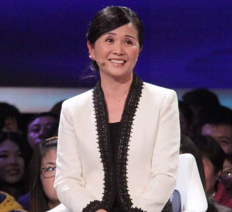 黄菡|这真的是《非诚勿扰》的黄菡吗，7年后现身，容貌苍老已经认不出