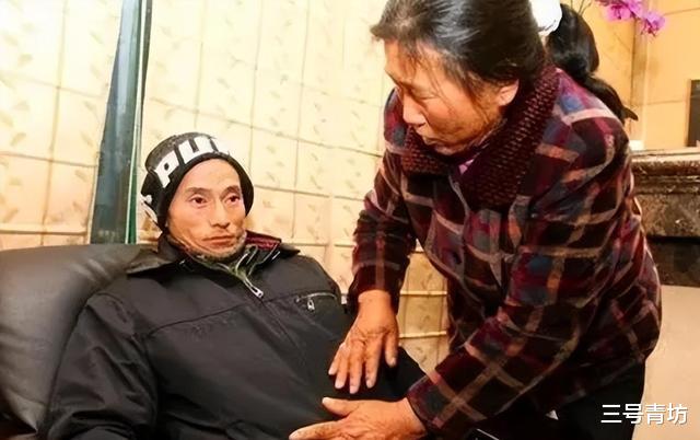 3年前,那个一夜爆红的乞丐“犀利哥”,为何如今看不到了?