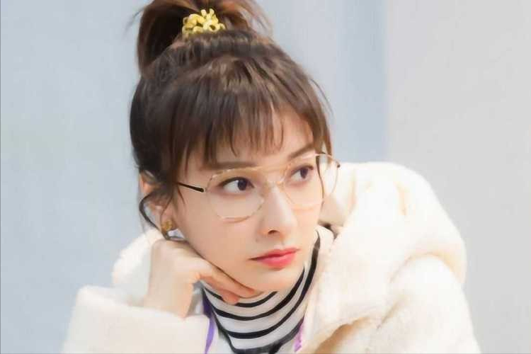 明星|“二手市场”成女明星的照妖镜,谁割韭菜,谁没底线,一目了然