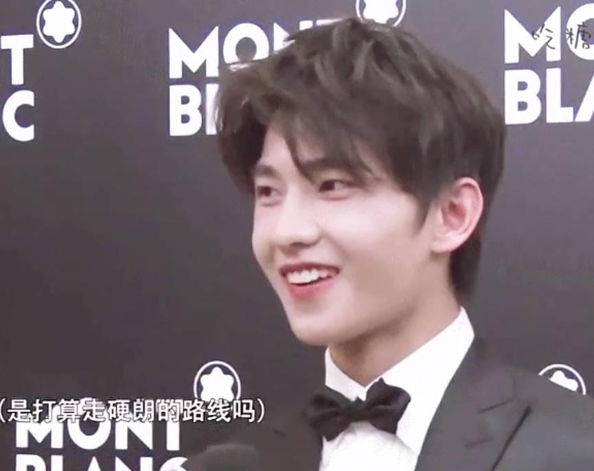 |杨洋,时代抛弃你,不会打一声招呼!