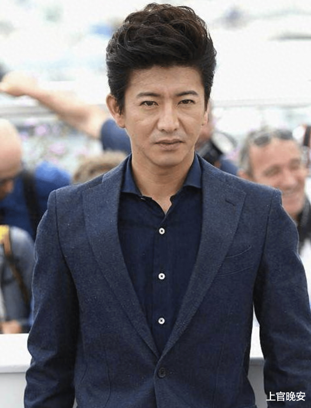 巅峰时帅气逼人，30岁后颜值坍塌很快的6位男星