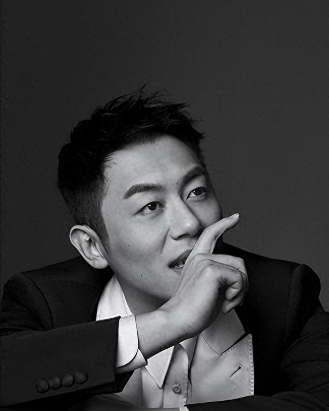 善恶终有报!当众得罪郭麒麟才3年的朱亚文,沦为“糊咖”真不冤!