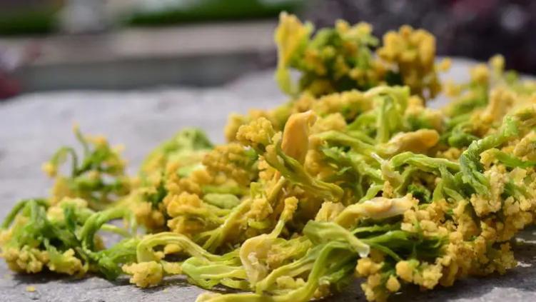 萝卜|入冬前囤菜，别光囤萝卜白菜，这5种好吃又便宜，多买些保存起来，随吃随取，冬天不愁