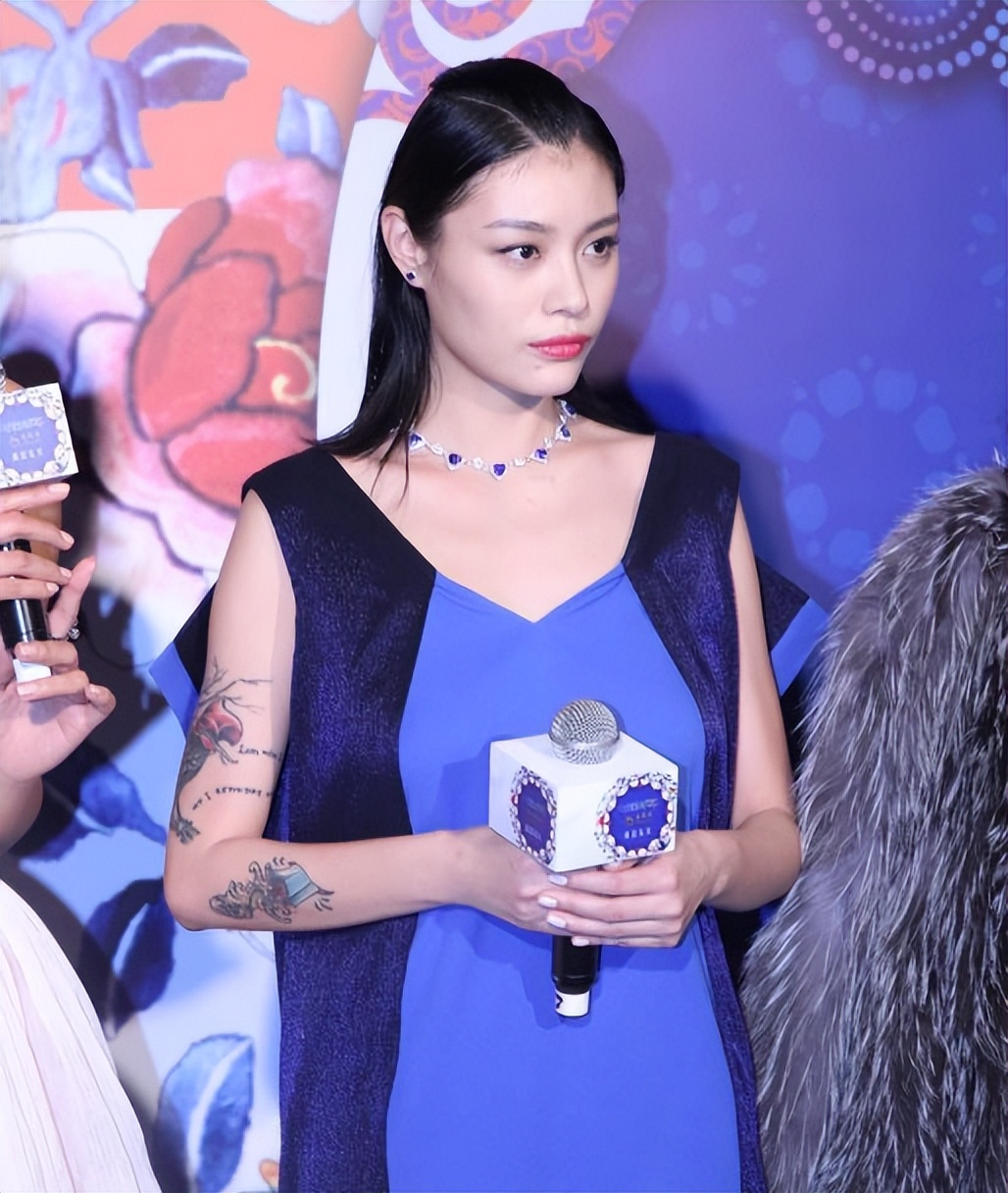 毁掉汪峰，刀郎用了19年，而东山再起，汪峰只用了两天