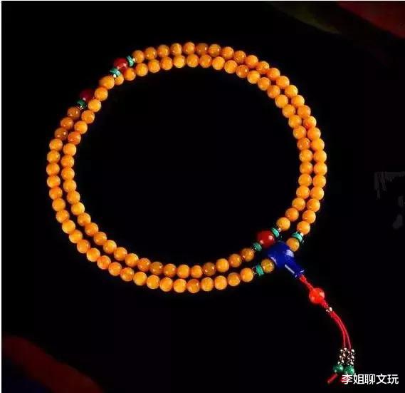 那些相当昂贵的几种文玩，动不动就是五六位数，普通玩家看看就可以了