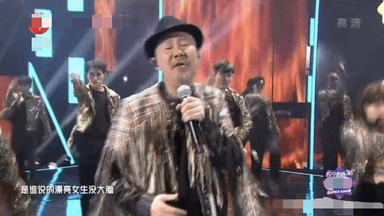 35岁离婚，50岁女儿去世，靠喝酒度日的腾格尔，到底经历了什么？