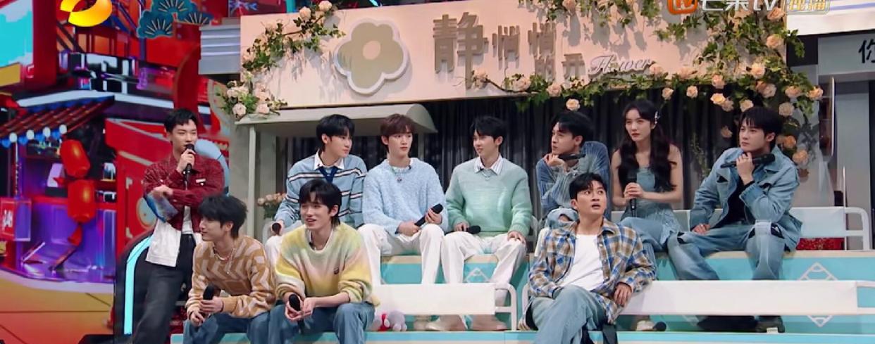 何炅|看懂苏有朋的老谋,何炅的八面,就懂为什么男人不怕变老、女人怕