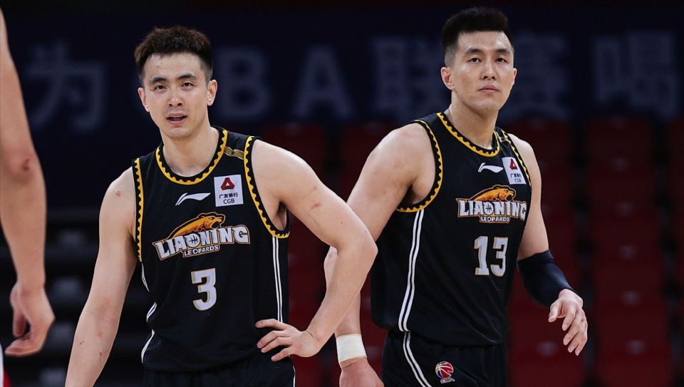 截止目前,这个休赛期里辽宁男篮有几位成员的合同已经到期了,球员方面