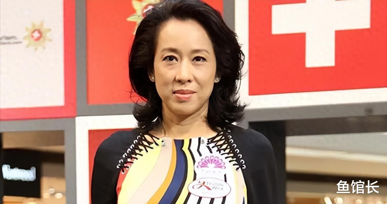 勇气可嘉：朱玲玲再从豪门净身出户，网友赞叹：太厉害了