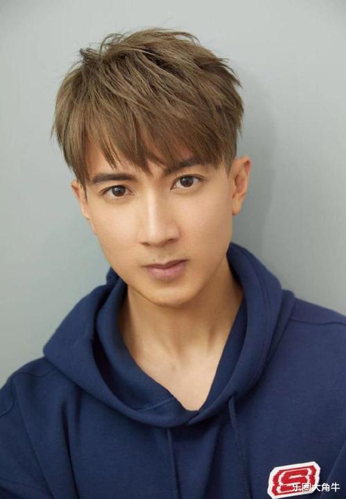 娱乐圈第一“谎话精”吴尊,骗粉丝15年,自己将自己锤到人设崩塌