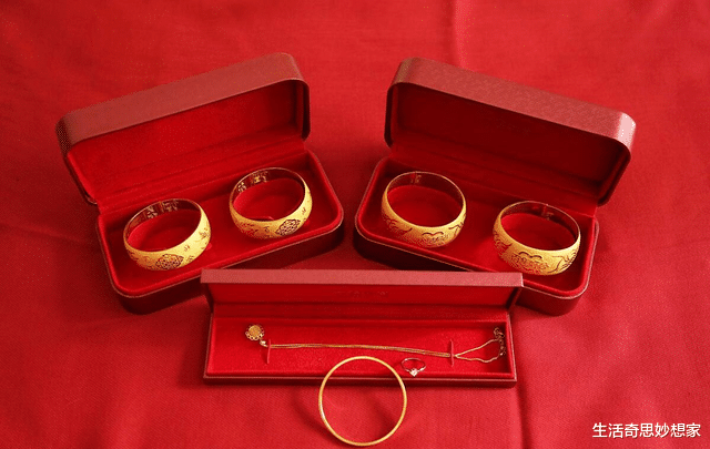 香港影帝林家栋：什么都能炒，房子不是用来住的吗，世界很奇怪