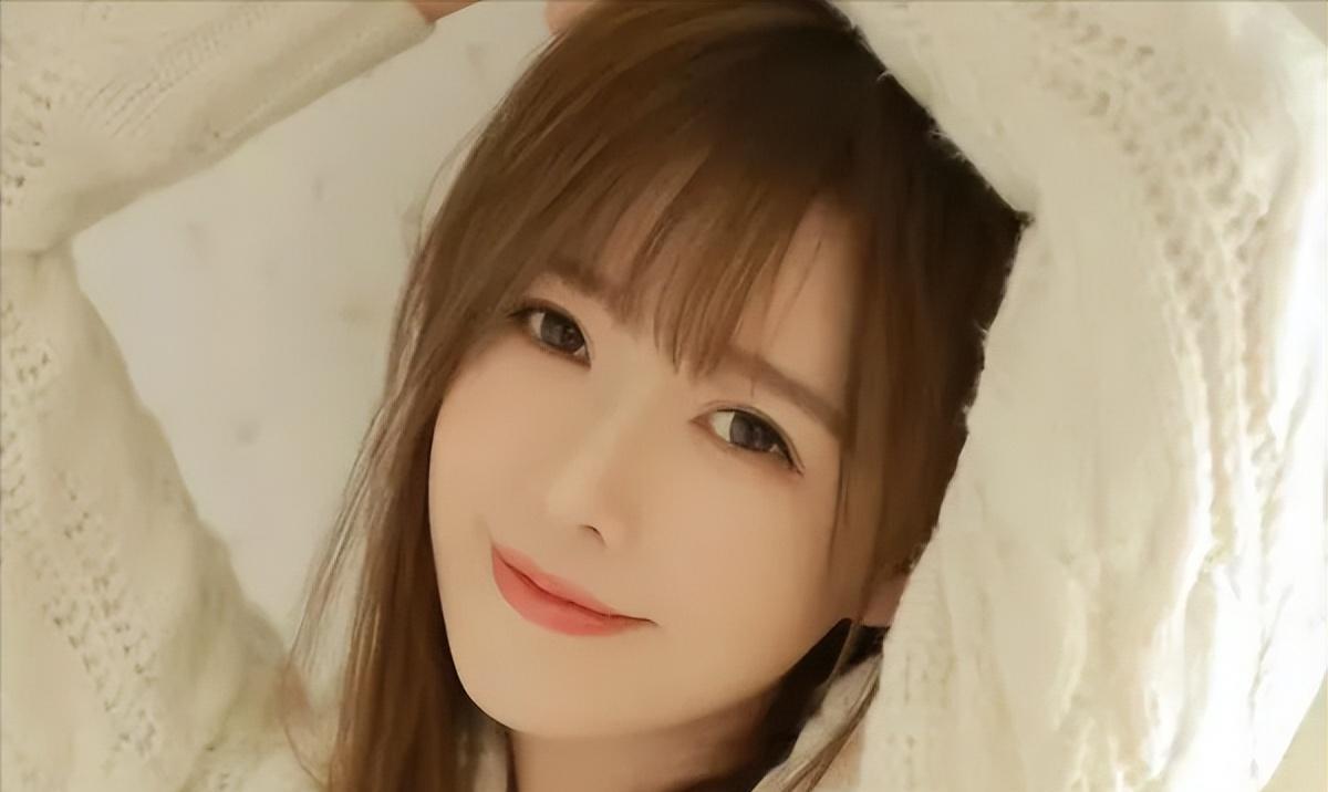 唐笑|14年前，公然辱骂军人“看门狗”，还发火踢人裆部的唐笑怎样了？