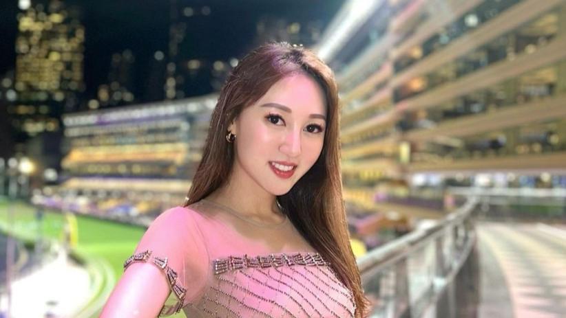 31岁港姐现身马季开锣，与名流同场打扮贵气，离婚后生活依然富贵