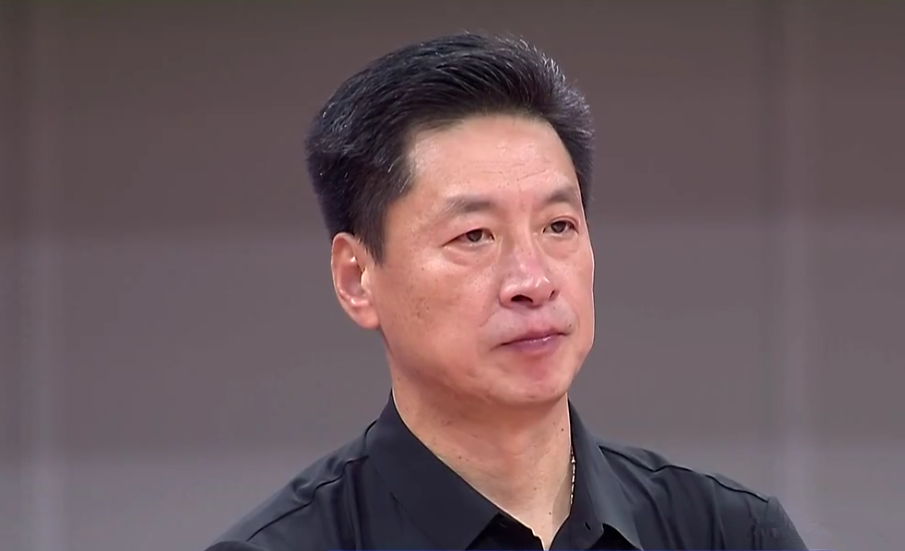 60岁李春江或重回广东,辽宁为周琦敞开大门,易建联退役悬念揭晓