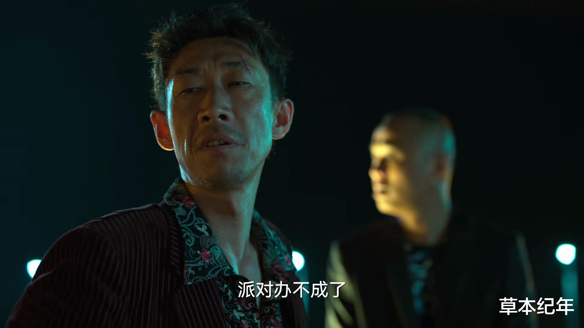 石兆琪|同样是演警察,把张译、张志坚和石兆琪放在一起看,差距太大了