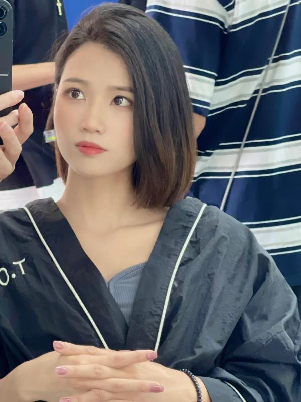 短发 显气质又时髦的6款短发造型，适合现代女性审美，来选一款吧！