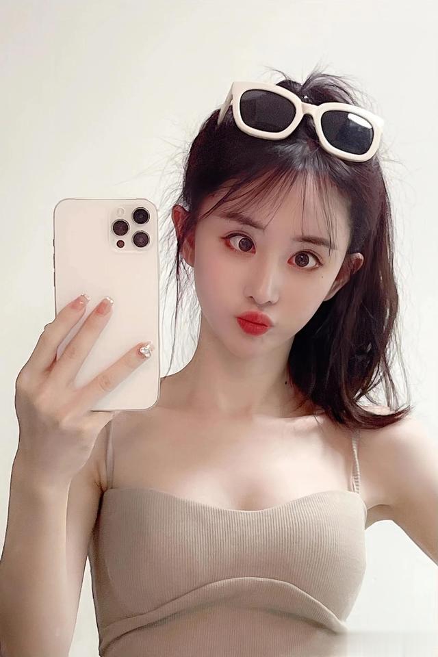 程琳|程琳：曾经的非主流女神，与芙蓉姐姐齐名，如今改走高端名媛风