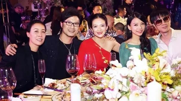 汪峰万万没想到！刚离婚第五任就被安排，四婚网红的决心很坚决