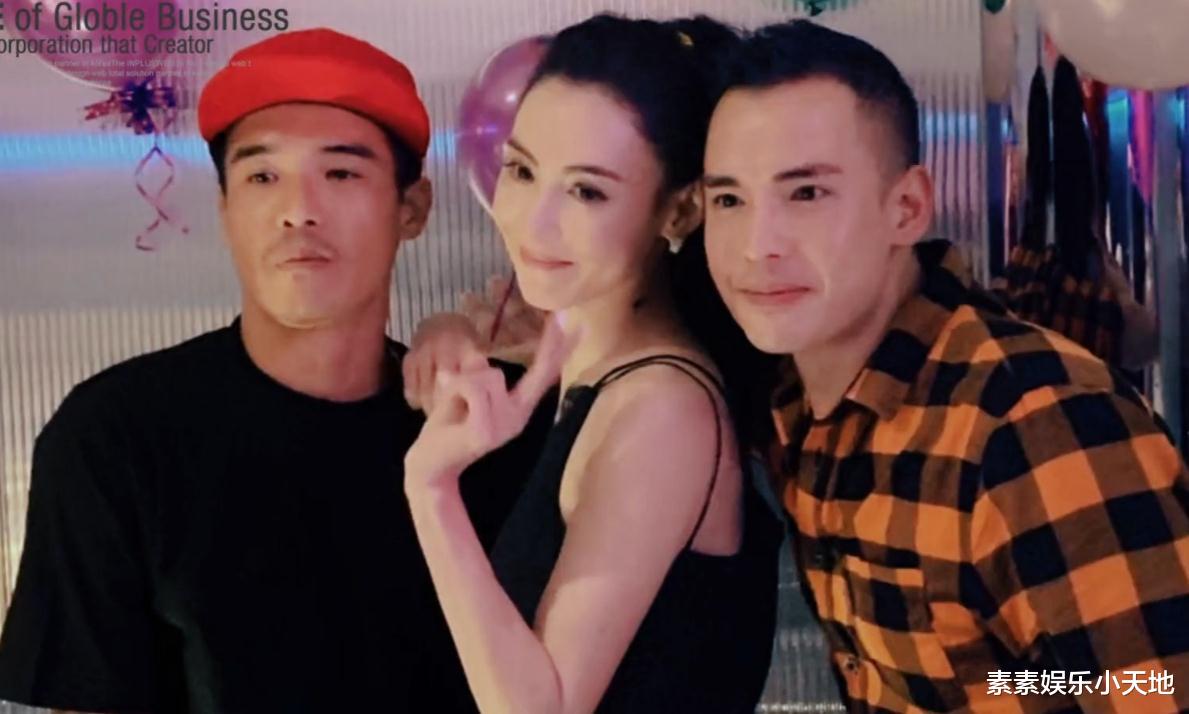 张柏芝|张柏芝和两个亲弟罕见合影,帮姐姐照顾62岁妈妈,姐弟感情很好