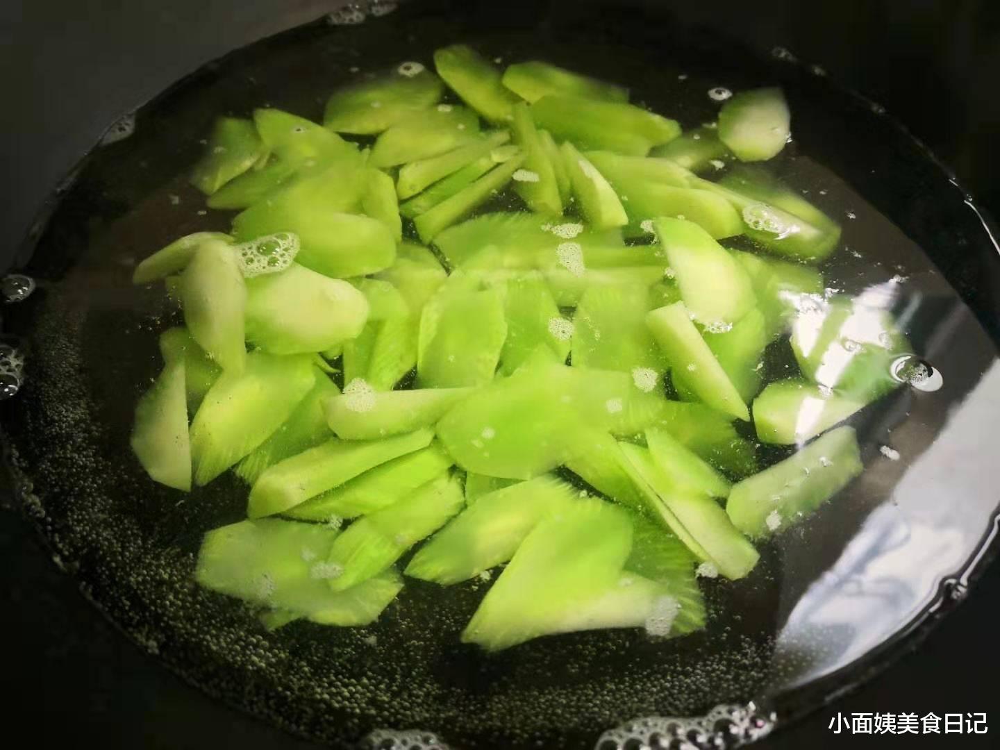 美食教程|\叶酸\是长寿元素，建议50岁后，多吃4种\高叶酸菜\，越吃越健康