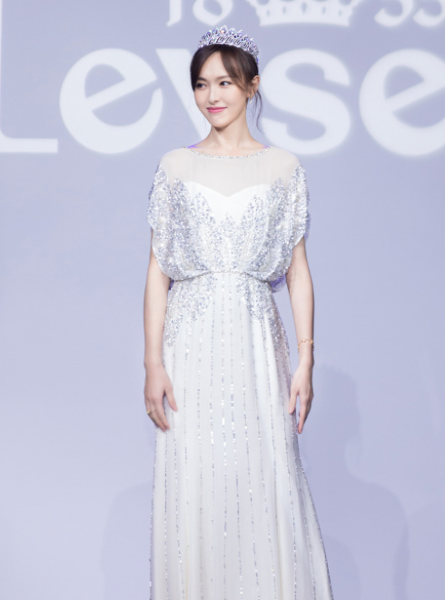 唐嫣|唐嫣真的要成为了最差的85花了吗?