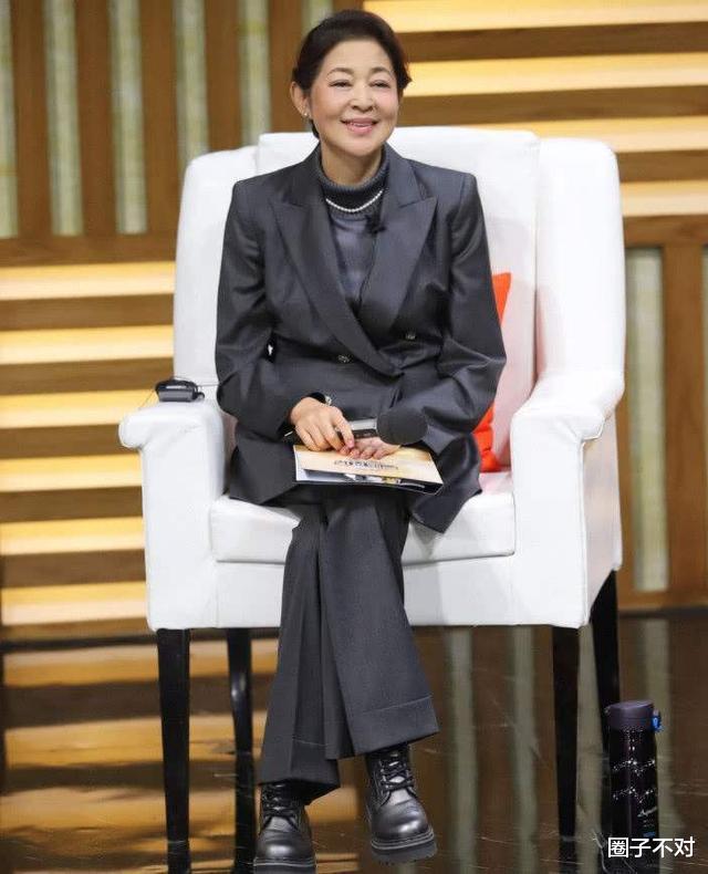 年轻时倾国倾城，老了却成“土肥圆”，这7位中年发福女星太可惜