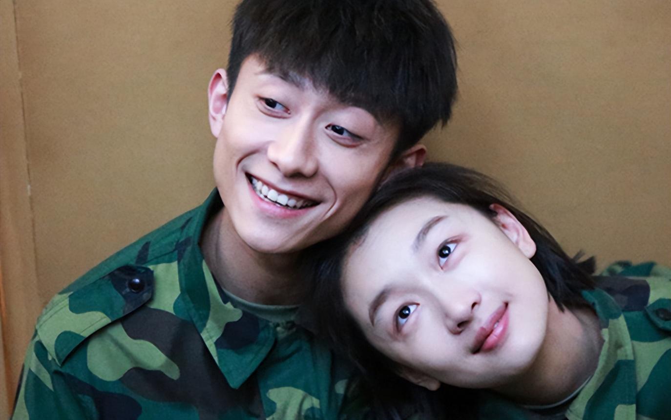 《曾少年》出圈理由:张一山的演技,关晓彤的大腿,范丞丞的衣品!