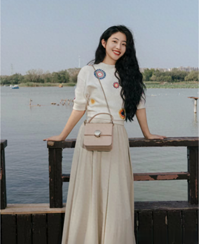 有气质和没气质的女人,关键看这3点,跟钱、颜值关系不大