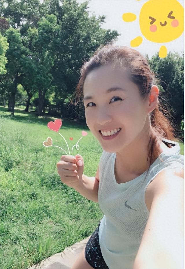 刘畊宏妻子:切除子宫、拒绝土豪、扶持老公,身无分文也不离不弃