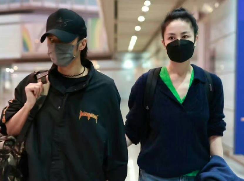 王菲谢霆锋陷感情危机？女方脸颊消瘦状态差，与陌生男子有说有笑