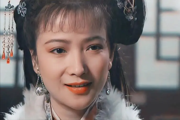 她演遍四大名著，弃同居5年男友，嫁三婚许亚军，患癌后才懂真爱