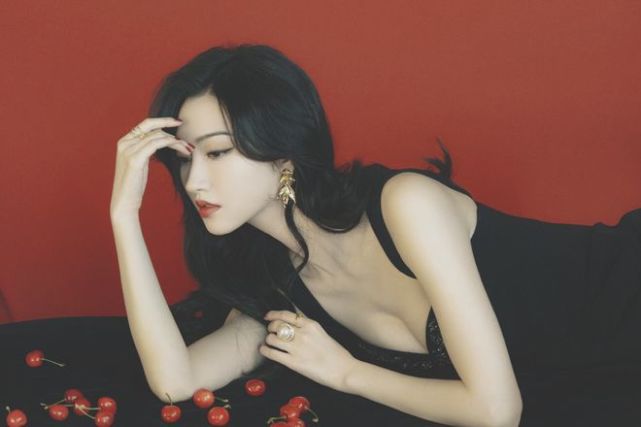 张继科|张继科再爆恋情：和景甜分手有内幕，迷上赌博到处借钱