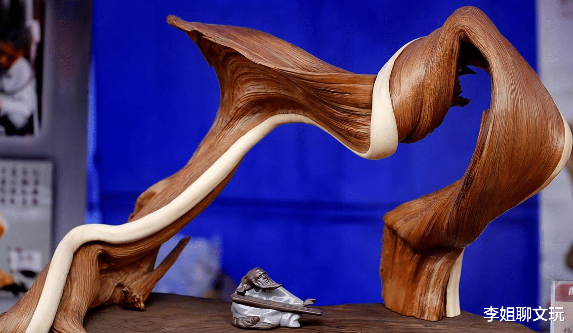 文玩|五种具有香气的文玩手串,崖柏味道清凉,沉香味道多变