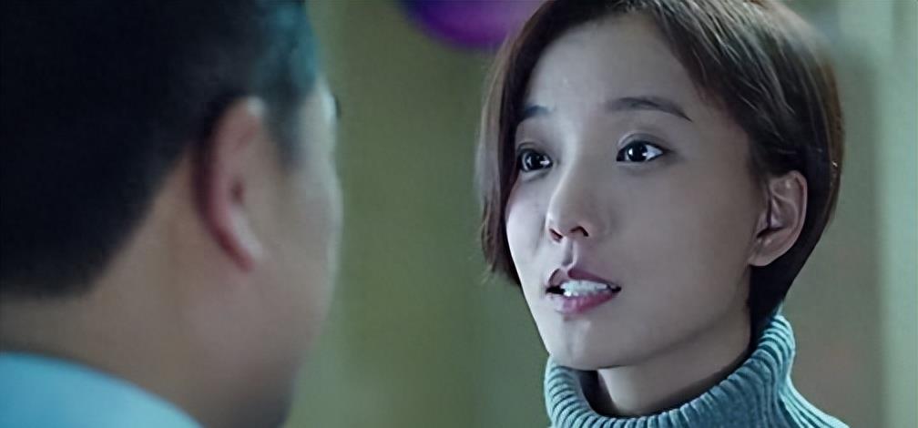 伸舌头、嘴亲肿、面条吻,这些中老年演员拍吻戏,看得人如鲠在喉