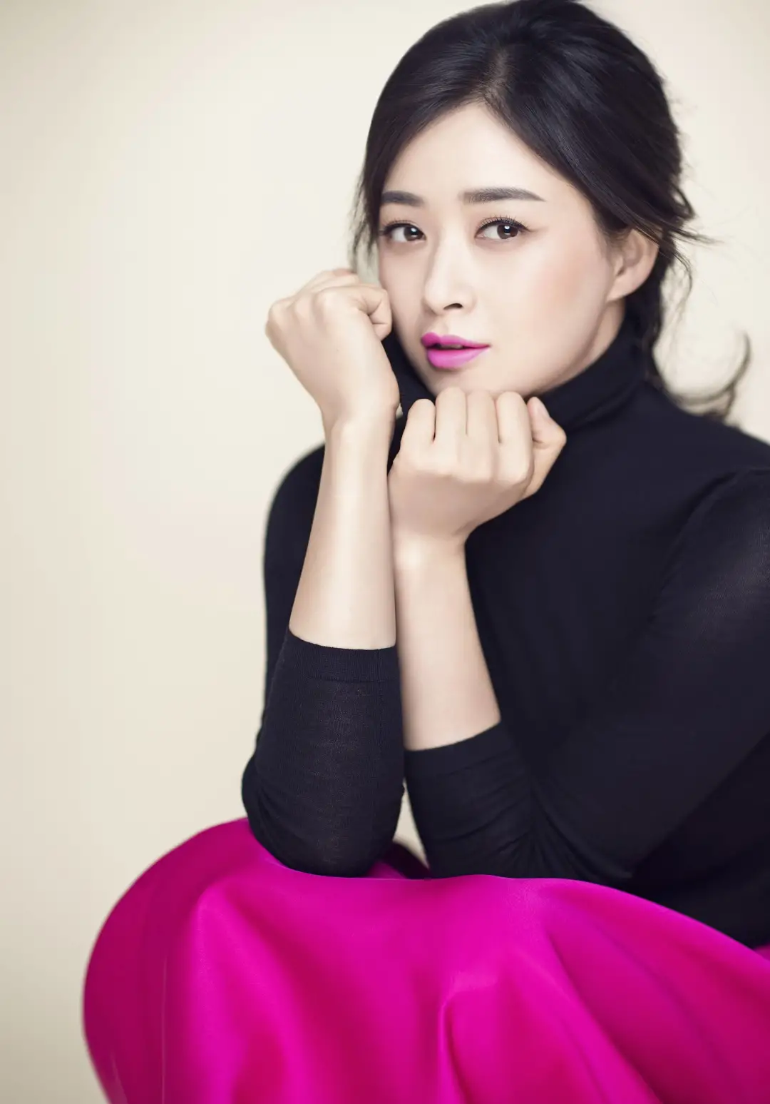 善恶到头终有报！40岁无人敢娶的蒋欣，已经活成了一个笑话？