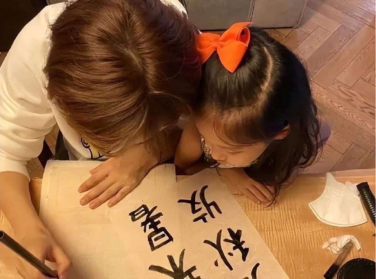 书法|表面是演员,实际有深藏不露的才华,这些演员个个擅舞文弄墨