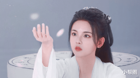 杨超越|资源降级,只因杨超越背后金主的亲爹摊上事了?