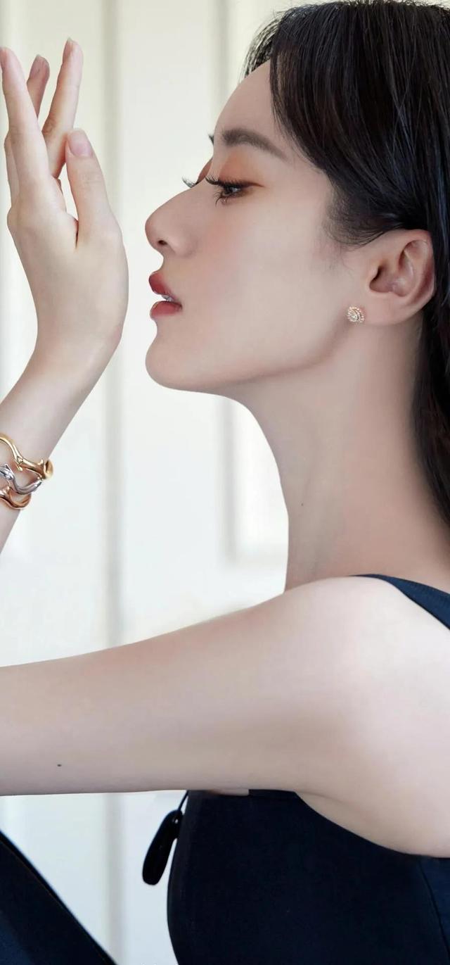 袁冰妍|袁冰妍,婀娜多姿