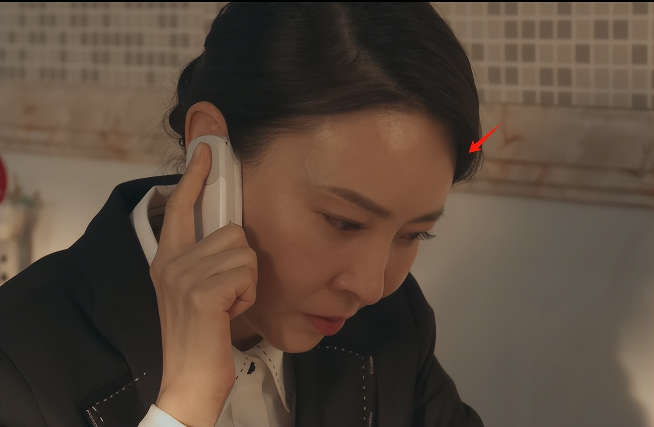 整容脸又来祸害公安剧?假鼻梁、脸肿像发面馒头,别再侮辱警察了