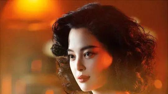 《繁花》巨大争议：胡歌不适合阿宝，不如朱一龙来演，只适合上海人看