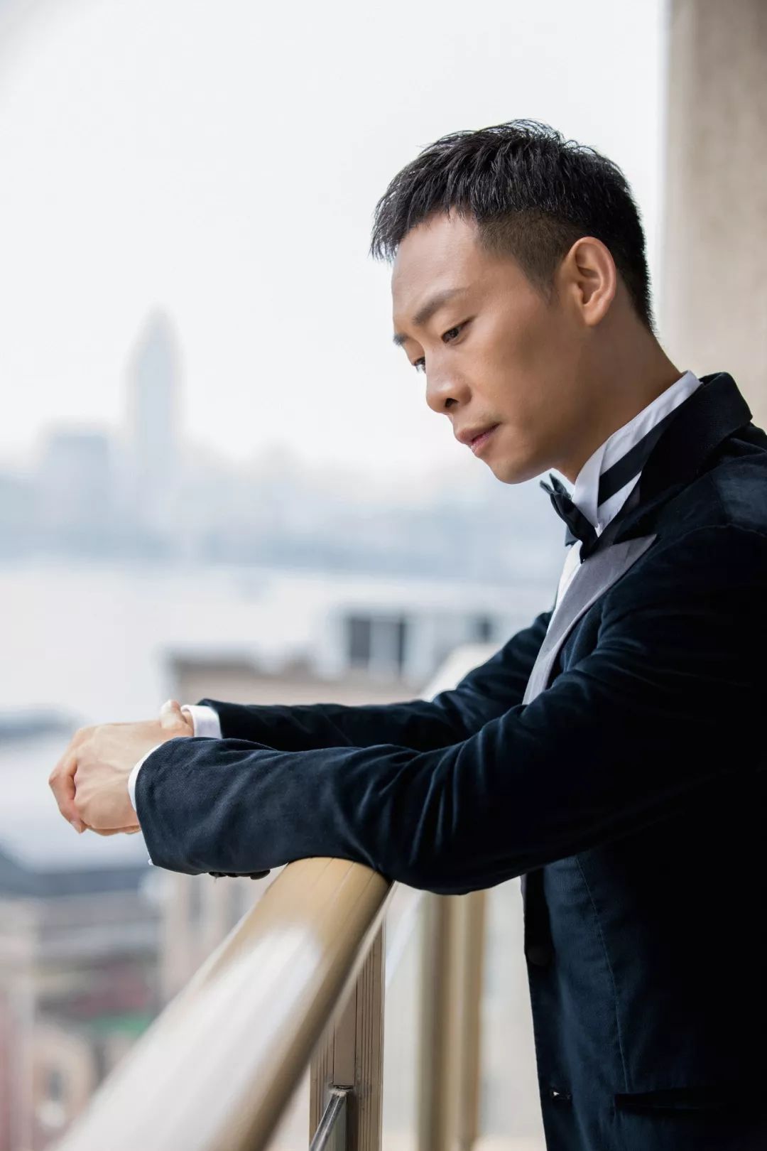 张译被《狂飙》除名，背后的原因引发热议，而张译却选择了沉默