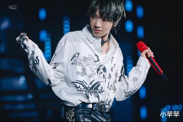 演唱会|一场演唱会,张杰的土、李荣浩的混、华晨宇的虚,体现得淋漓尽致