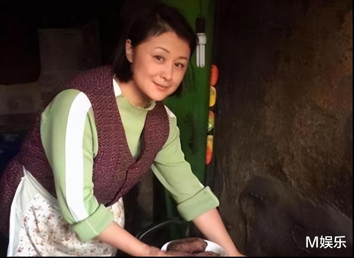 于月仙去世后,5亿遗产成为了争夺目标,赵本山一句话点透玄机