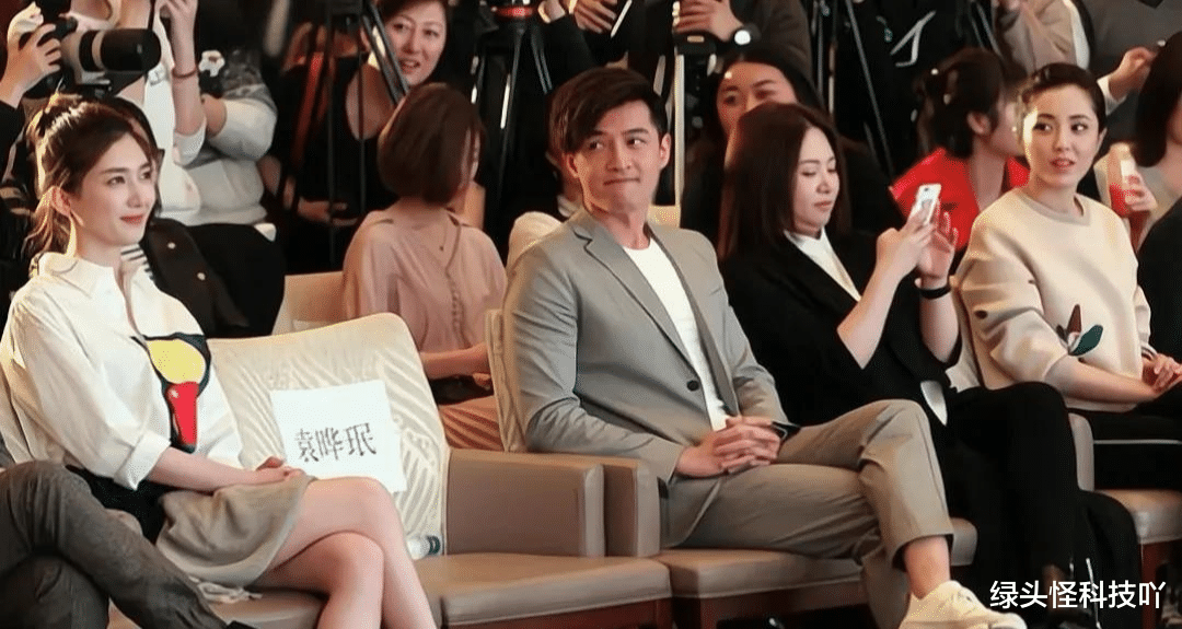 曾黎|娱乐圈里真正的大美女往往都是被抓拍更美，刻意拍照反而没那么美