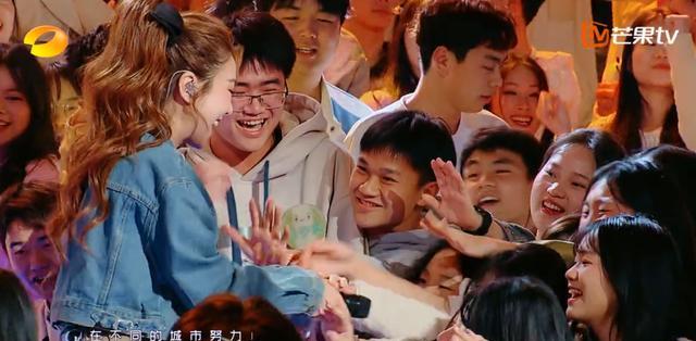 黄贯中|我想和你唱：摇滚老炮黄贯中，致敬beyond黄家驹，掀起全网回忆杀