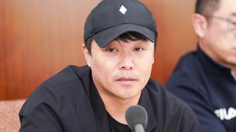 明星们没了滤镜,遍地普男普女?但我被宋佳的生图给惊到了